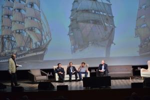 Накануне кругосветной экспедиции учебных парусников Росрыболовства в Москве состоялся показ документального проекта «Паруса мира»