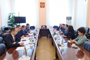 
			В Росрыболовстве обсудили возможности создания рыбного технопарка на Сахалине		