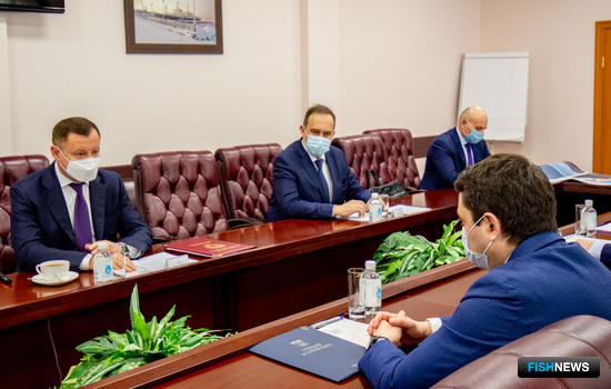Рыбный порт Мурманска требует капитальных вложений Рыбный порт Мурманска требует капитальных вложений